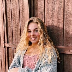 Meet your Posher, Cali